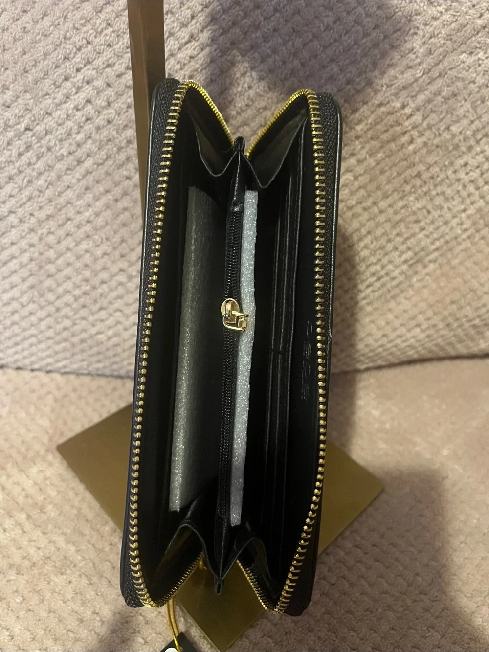bebe sleek black